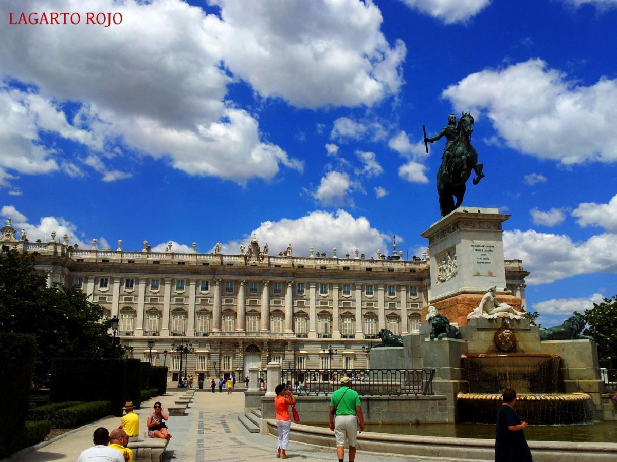 Puerta Del Sol Carretas Apartaments & Rooms Madrid Exterior photo